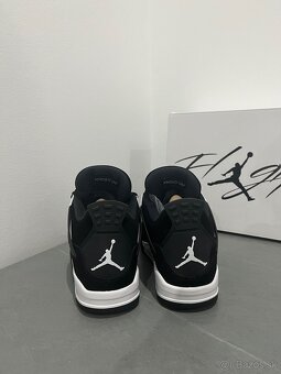 Jordan 4 Black Thunder 40 - 4