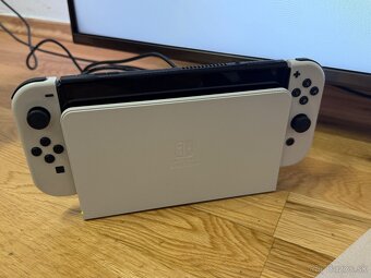 Nintendo switch oled 64gb + minecraft v cene + záruka - 4