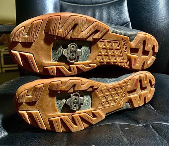 Mtb tretry Leatt ProClip 6.0 čierna veľkosť 47 - 4