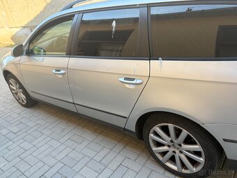 VOLKSWAGEN PASSAT B6 - 4