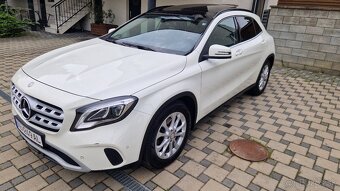 Mercedes-Benz GLA 180 AT Kupovaný na SK, Panorama - 4