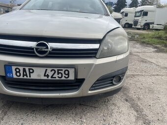 Opel Astra H 1.7 2006 - 4