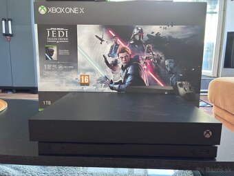 Xbox One X 1TB - 4