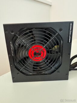 Zdroj Corsair HX 620W - 4