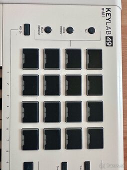 Predám Arturia Keylab mkII 49 MIDI - 4
