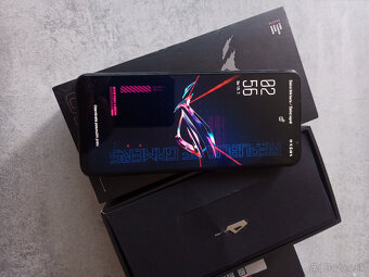 ASUS ROG 6 - 4