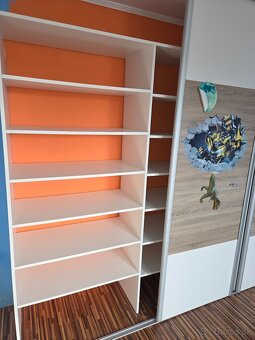 Vstavaná skriňa - 4