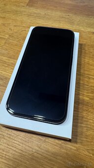 iPhone 16 Black 256GB - 4