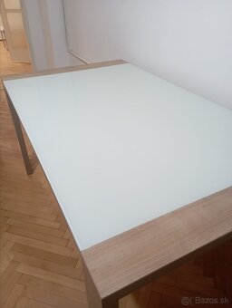 Jedálenský stôl so sklom - 4