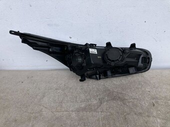 KIA CEED II 2012- ĽAVÉ PREDNÉ SVETLO S LED - 4