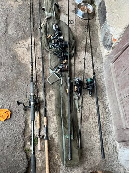 Pruty Daiwa Michel Robinson navijaky Giant Fishing Okuma - 4