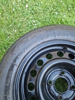 Plechové disky s pneumatikami 175/65 R14 - 4