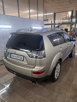 Predám mitsubishi outlander 2.0tdi 4x4 - 4
