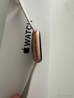 Apple Watch SE 2 40mm (nové) - 4