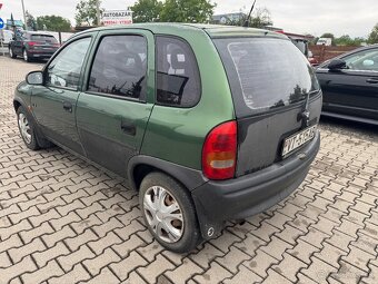 Opel Corsa 1.2 I Eco - 4