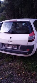 Predám na náhradné diely Renault Scénic - 4