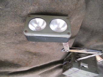 vojenske svietidlo - 4