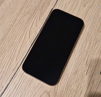 Apple iphone 16 pro 128gb púštny titan - 4