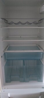 Predám chladničku s mrazničkou dolu - 4