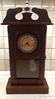 Hodiny s kyvadlom. - 4