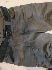 Arc’teryx LEAF Assault Pant AR – Wolf a messenger bag - 4