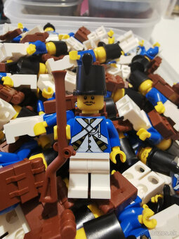 LEGO hradové figúrky a zvieratá - 4