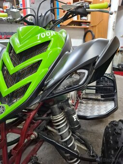 Yamaha Raptor 700R - 4