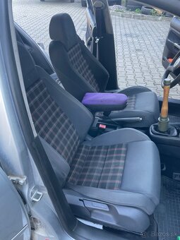 GTI sedačky na golf 5 - 4