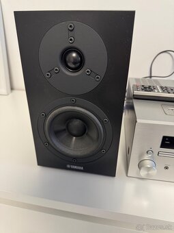 Yamaha CRX-550 Hi-Fi systém - 4