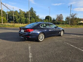 BMW 530xd G30 sedan - 4