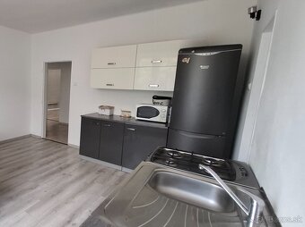 Rodinný dom v Novej Bošáci - 4