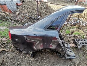 Rozpredám audi a4 b7 2.0tdi - 4