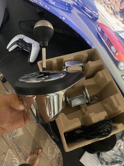 Thrustmaster tx - 4