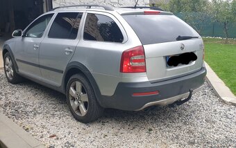 Skoda octavia scout - 4