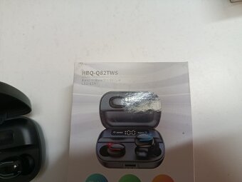 bluetooth sluchadla hbq-q82tws 30€ - 4