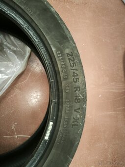 Letné pneumatiky Contiental 225/45 R18 95V - 4