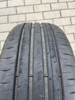 205/55 R17 91V Goodyear - 4