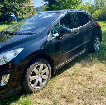 Peugeot 308 1.6E 131km panorama - 4