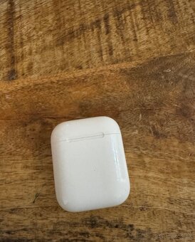 Apple Airpods - 4