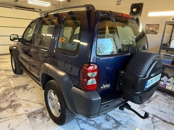 JEEP CHEROKEE 2.8 CRD SPORT - 4