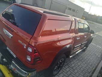Toyota hilux 2.8 a/t koža  dph - 4