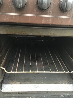 KOMBINOVANý STARý SPORáK - 4