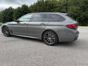 BMW 520xdrive Mpacket - 4