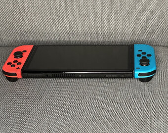 Nintendo Switch OLED - 4