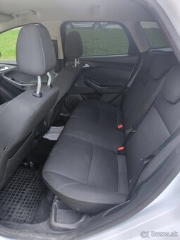 Ford FOCUS kombi aj výmena - 4