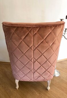 novy luxusny velky chesterfield ušiak -35% - 4