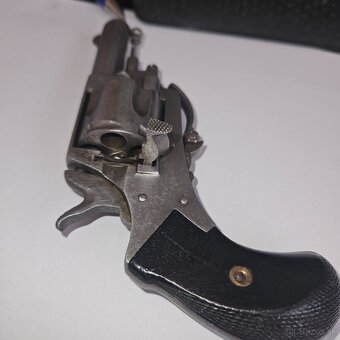 bulldog 380 corto - 4