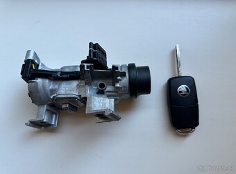 Spinacia skrinka spinačka škoda vw 1K0 905 851 B - 4