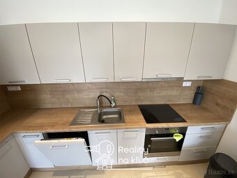Na prenájom elegantný zariadený 2-izbový byt pri stanici NZ - 4