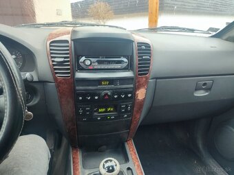 Kia Sorento 2.5crdi náhradné diely - 4
